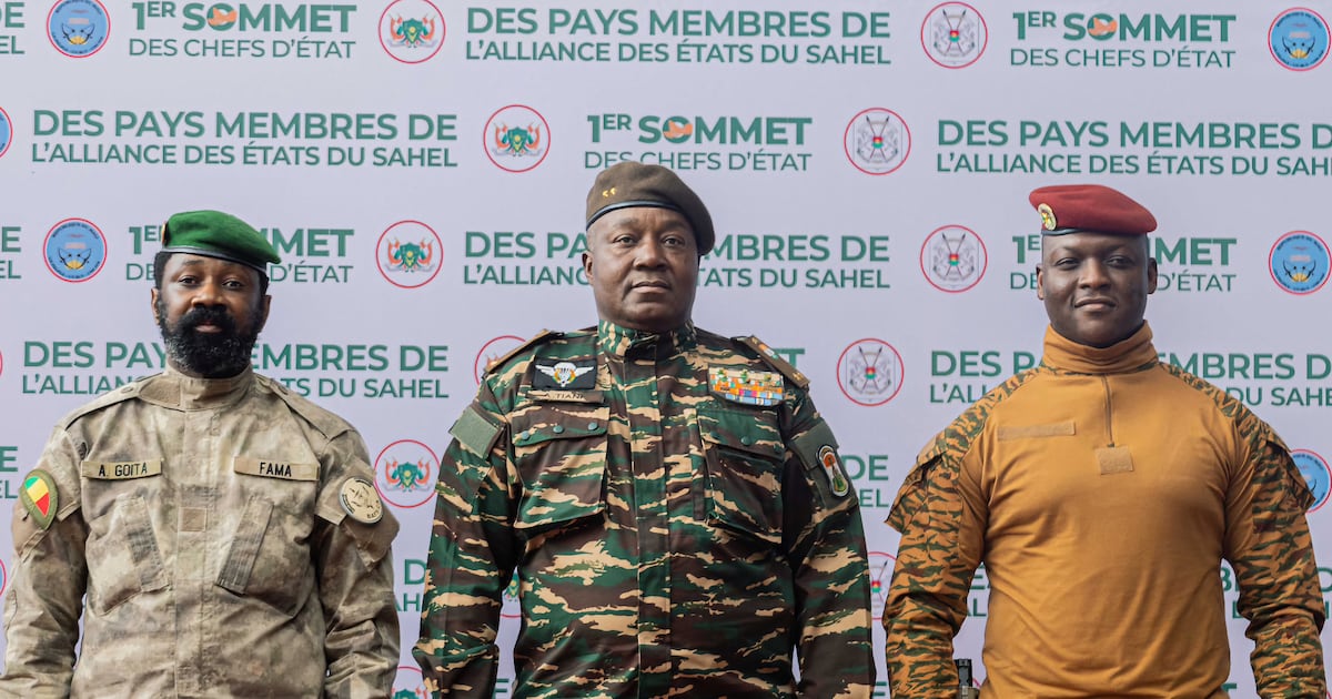 Mali, Burkina, Niger : une alliance militaire contre les groupes jihadistes