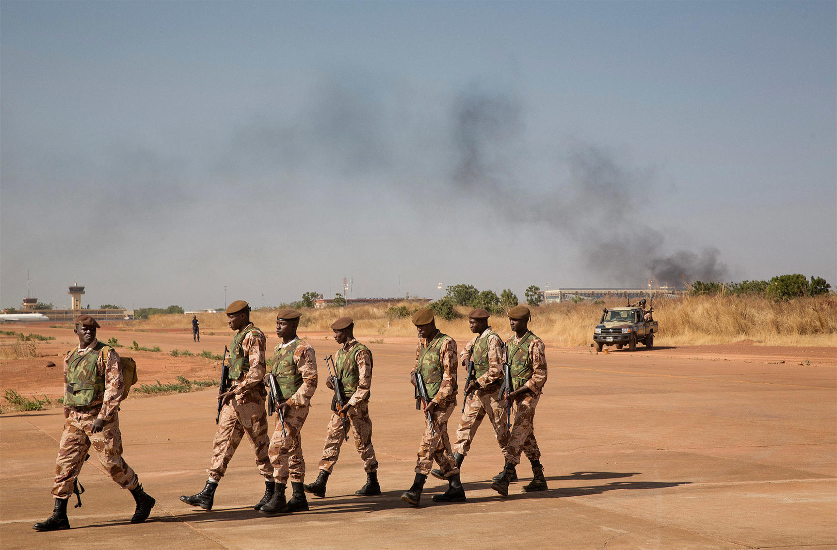 Mali : offensive conjointe touaregs djihadistes face à la junte et à Moscou