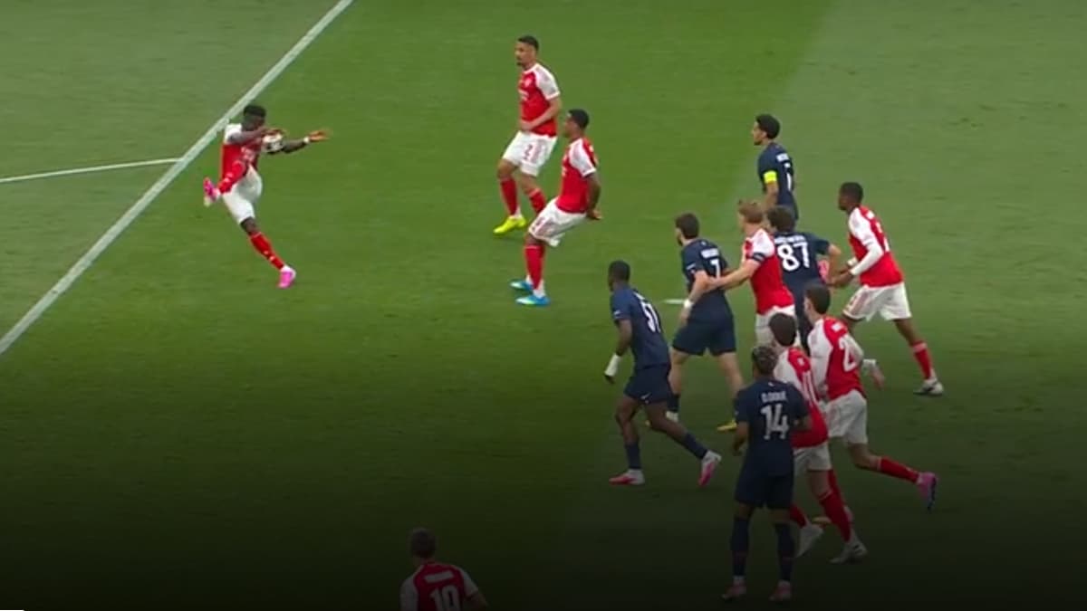 Finale de la Ligue des champions : la main de Saka face au Psg fait polémique