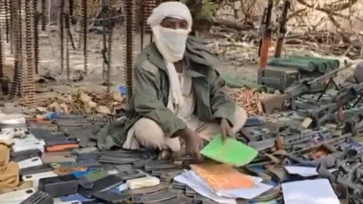Burkina Faso : l&rsquo;escalade des crimes de guerre contre les civils par des groupes armés islamistes