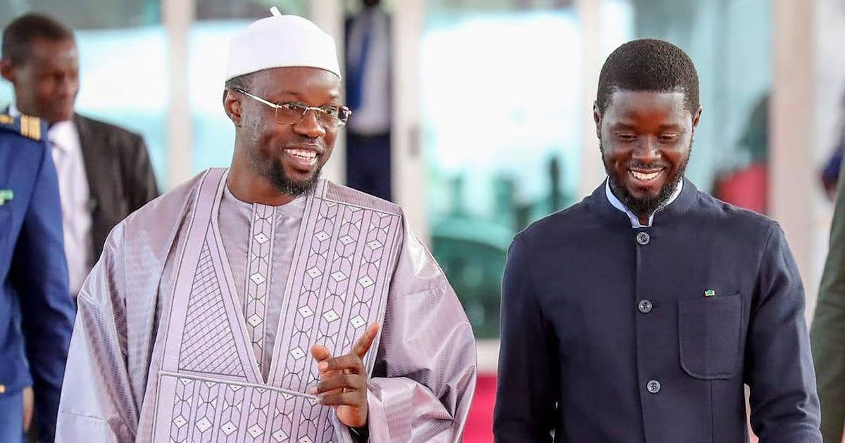 Remaniement majeur au Sénégal : Bassirou Diomaye Faye met fin aux fonctions d&rsquo;Ousmane Sonko