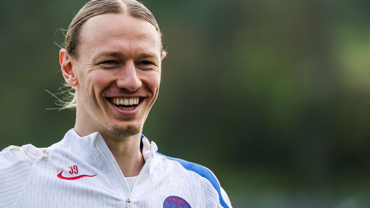 Le Paris Saint-Germain cible Mile Svilar pour renforcer ses buts cet été