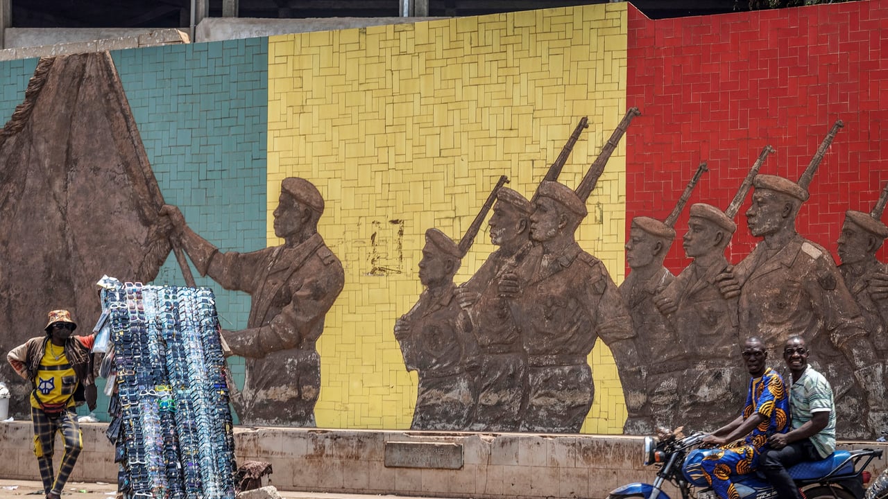 Au Mali, la guerre se gagne-t-elle hors des champs de bataille ?