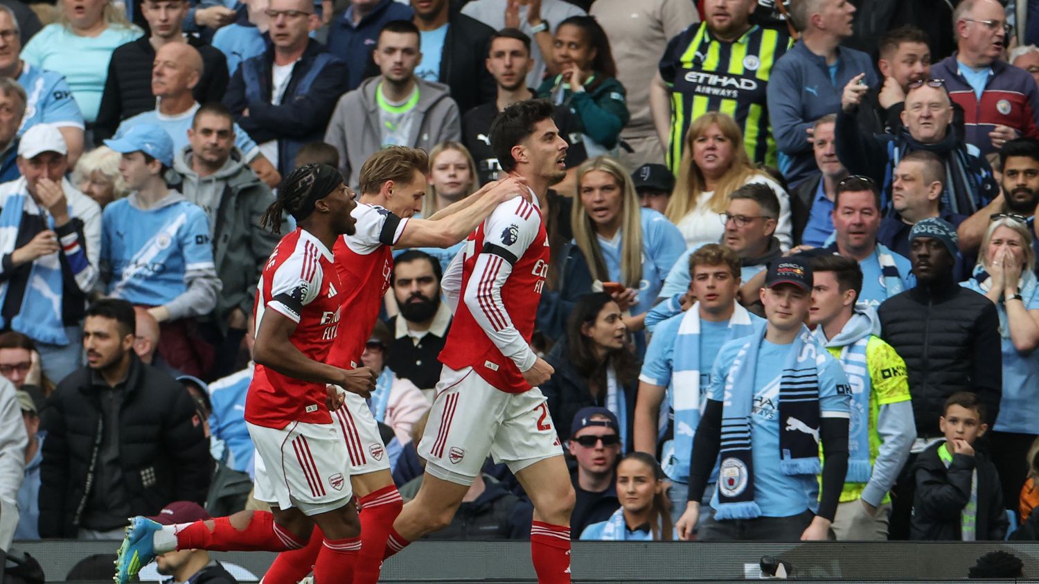 Arsenal sacré champion d&rsquo;Angleterre : la fin d&rsquo;une attente historique pour les Gunners