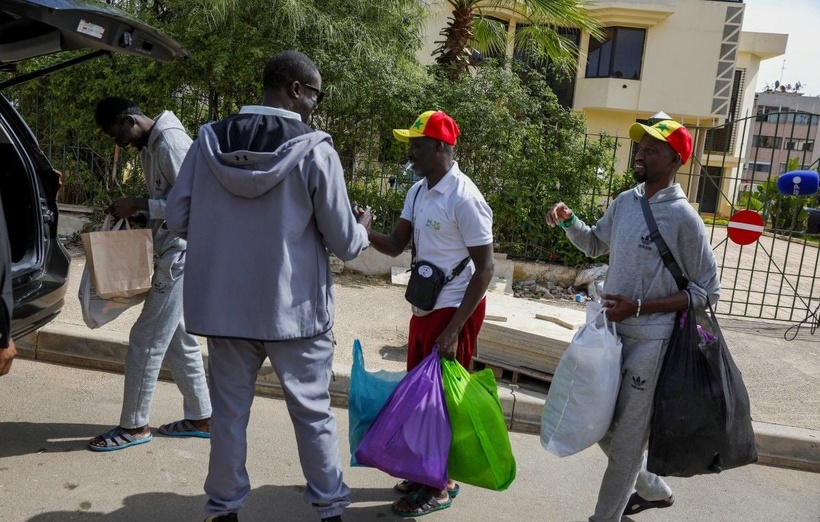 Sénégal : Retour à Dakar des trois premiers supporters libérés après la CAN au Maroc