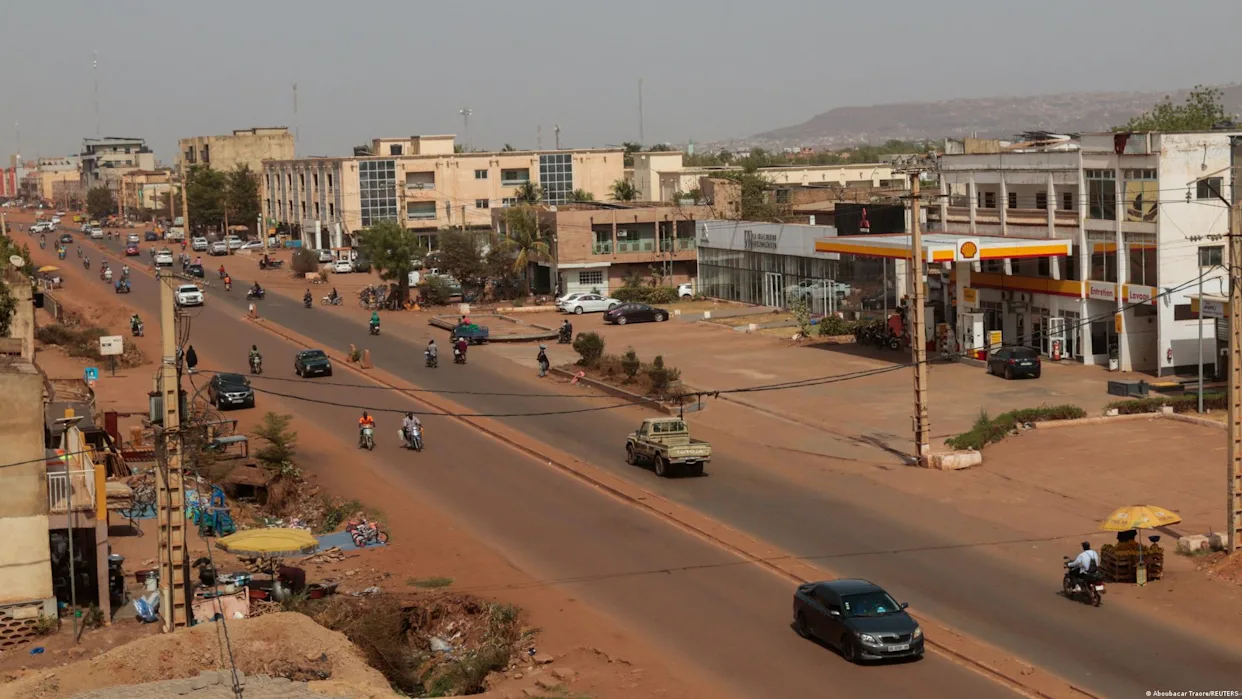 Depuis deux semaines, les groupes armés imposent un blocus routier autour de Bamako, capitale du Mali