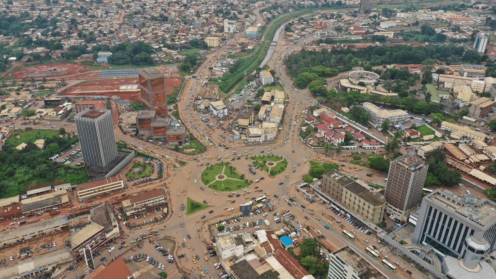 Réseau de traite humaine démantelé : 13 arrestations au Cameroun