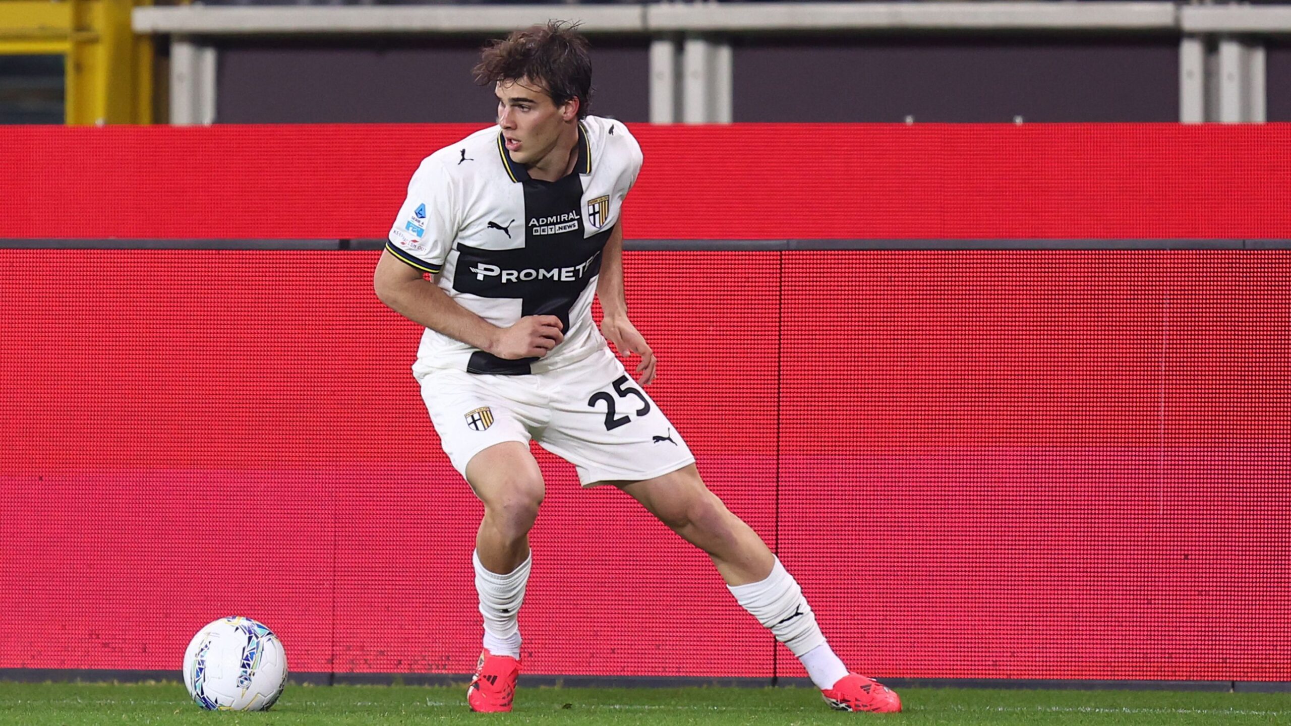 Benjamin Cremaschi : un transfert définitif à Parme scelle son avenir en serie a