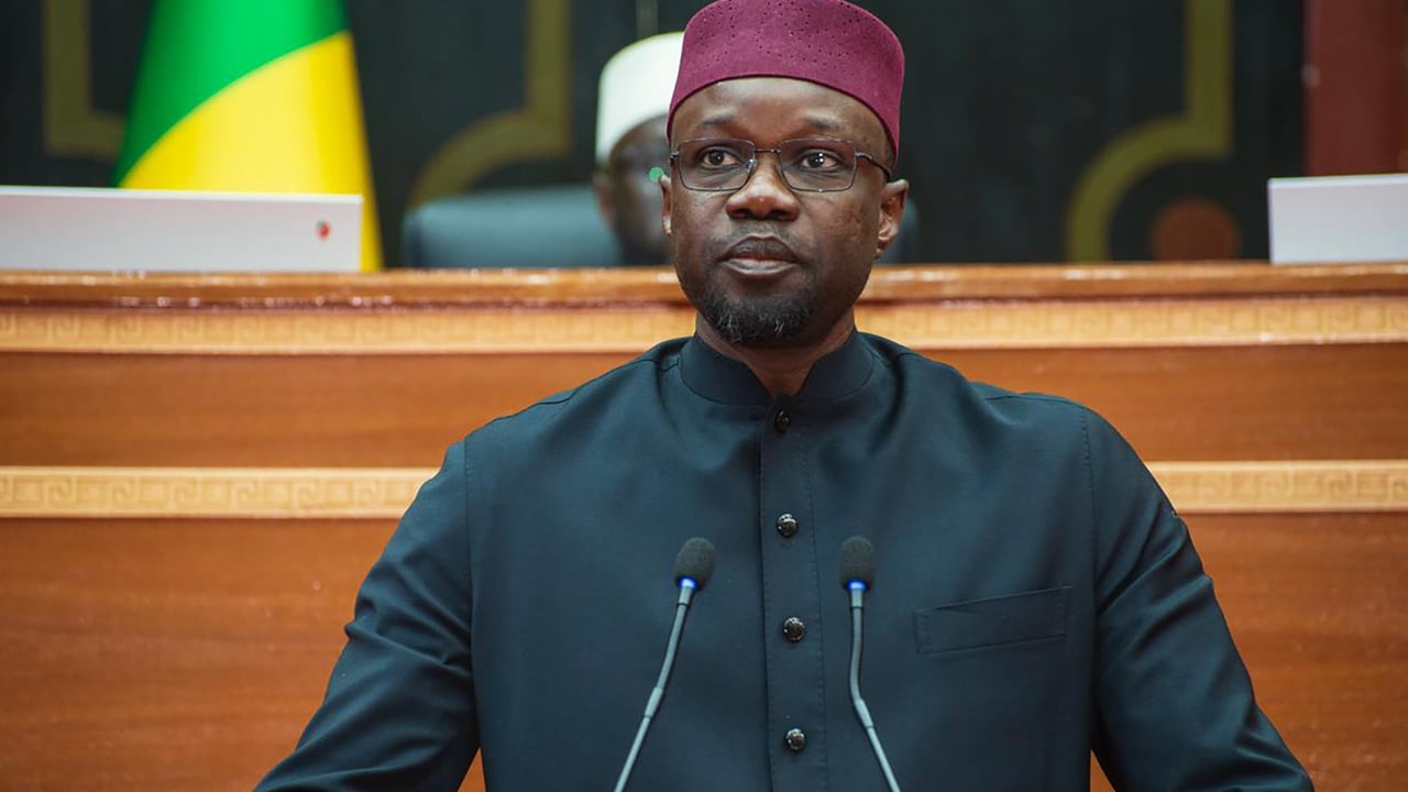 Ousmane Sonko et le Pastef : une démonstration de force politique au Sénégal
