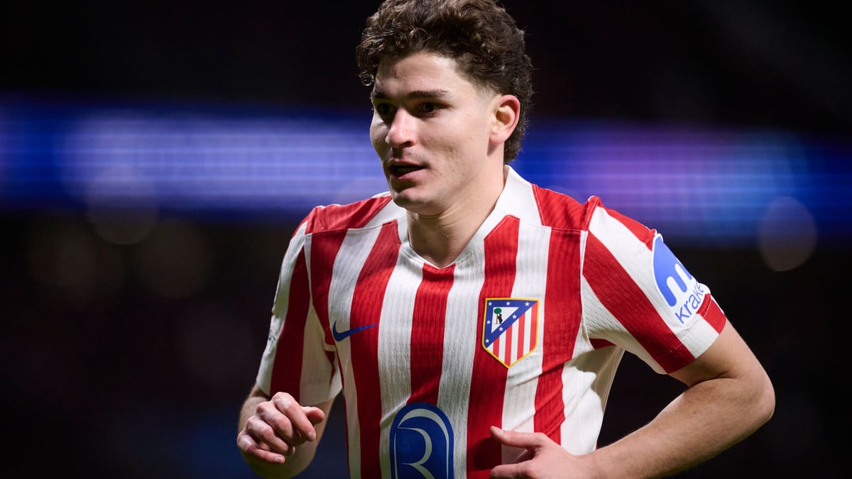 Le PSG abandonne la piste Julian Alvarez
