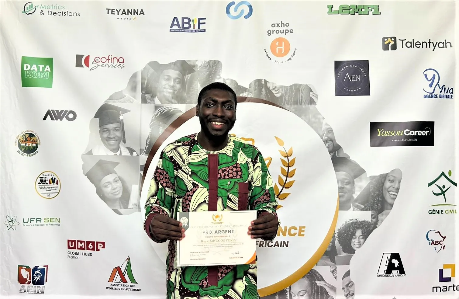 Peea 2026 : un ancien de l&rsquo;iai-Cameroun distingué à Paris pour son excellence