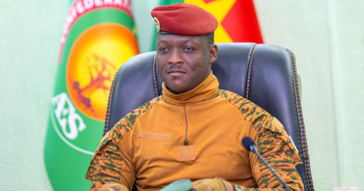 Le Burkina Faso rompt ses liens diplomatiques avec la France : Paris appelle à la vigilance