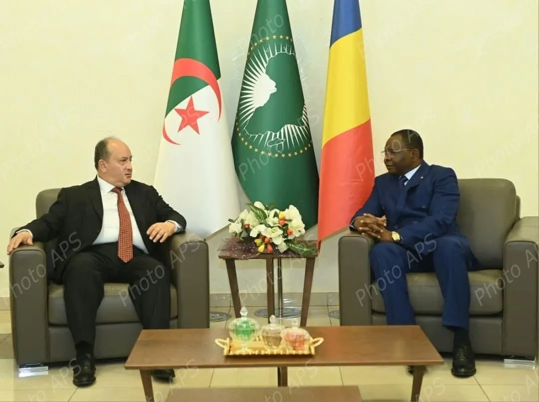 Le premier ministre algérien en mission officielle au Tchad