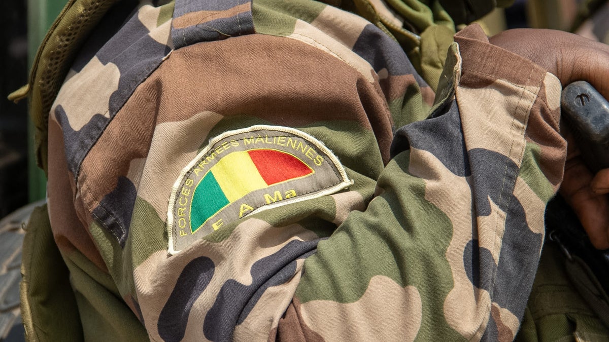 Massacres dans le centre du Mali : l&rsquo;armée et les milices dozos pointées du doigt
