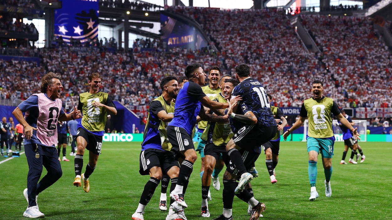 L&rsquo;argentine s&rsquo;impose en finale de coupe du monde après un duel haletant face à l&rsquo;angleterre