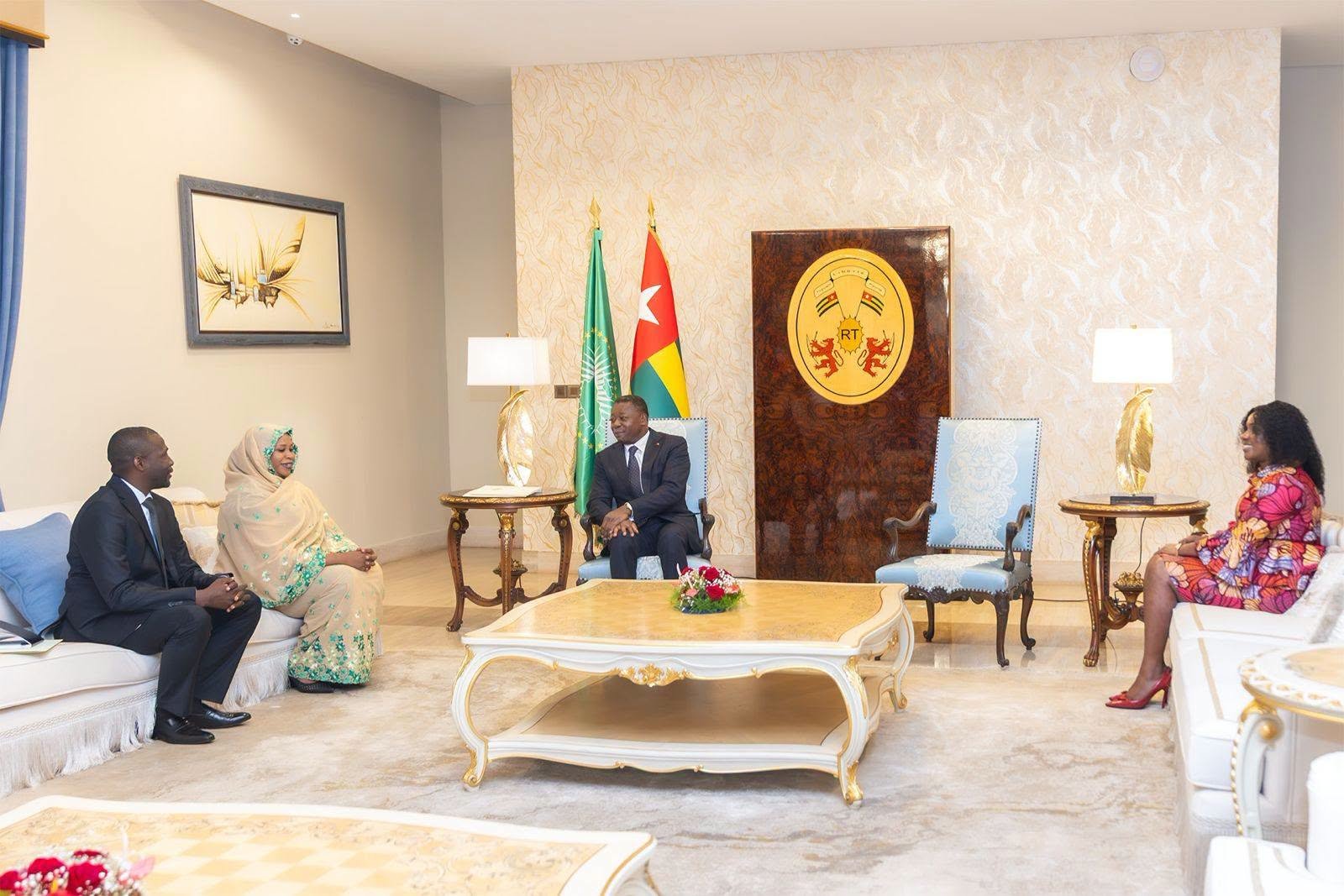 Faure Gnassingbé reçoit un émissaire du président tchadien pour renforcer la coopération bilatérale