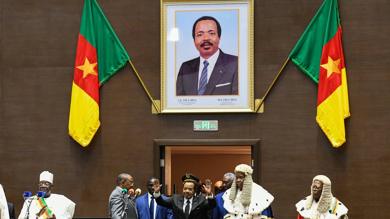 Le président Paul Biya : son séjour prolongé en Suisse interroge au Cameroun