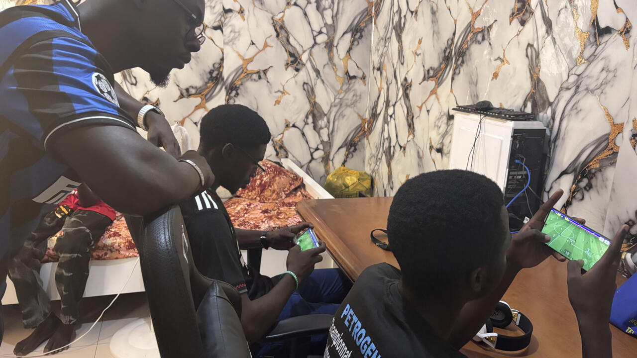 L&rsquo;eFootball au Sénégal : le phénomène mobile qui rêve de professionnalisation