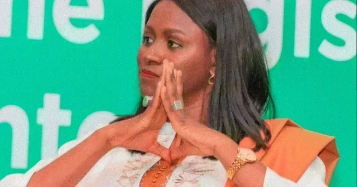 Ndeye Rokhaya Thiam reste fidèle à Ousmane Sonko dans l&rsquo;arène politique sénégalaise