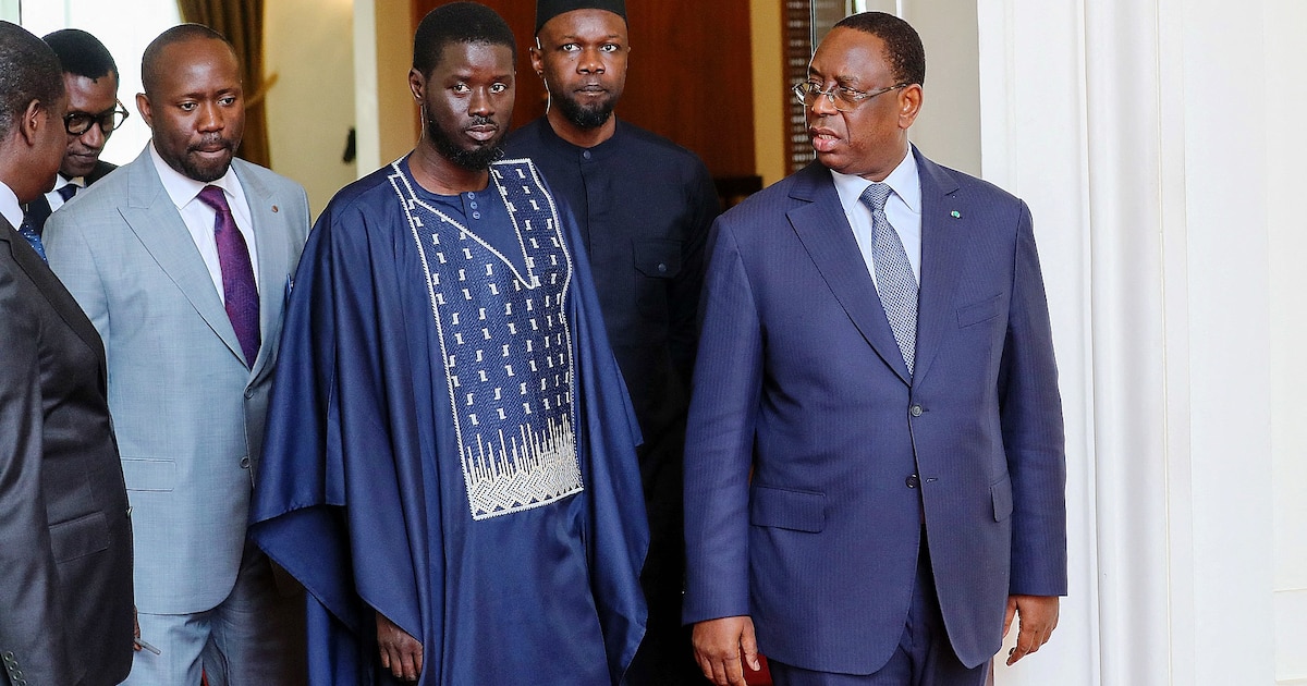 Retour controversé de macky sall au Sénégal après son exil