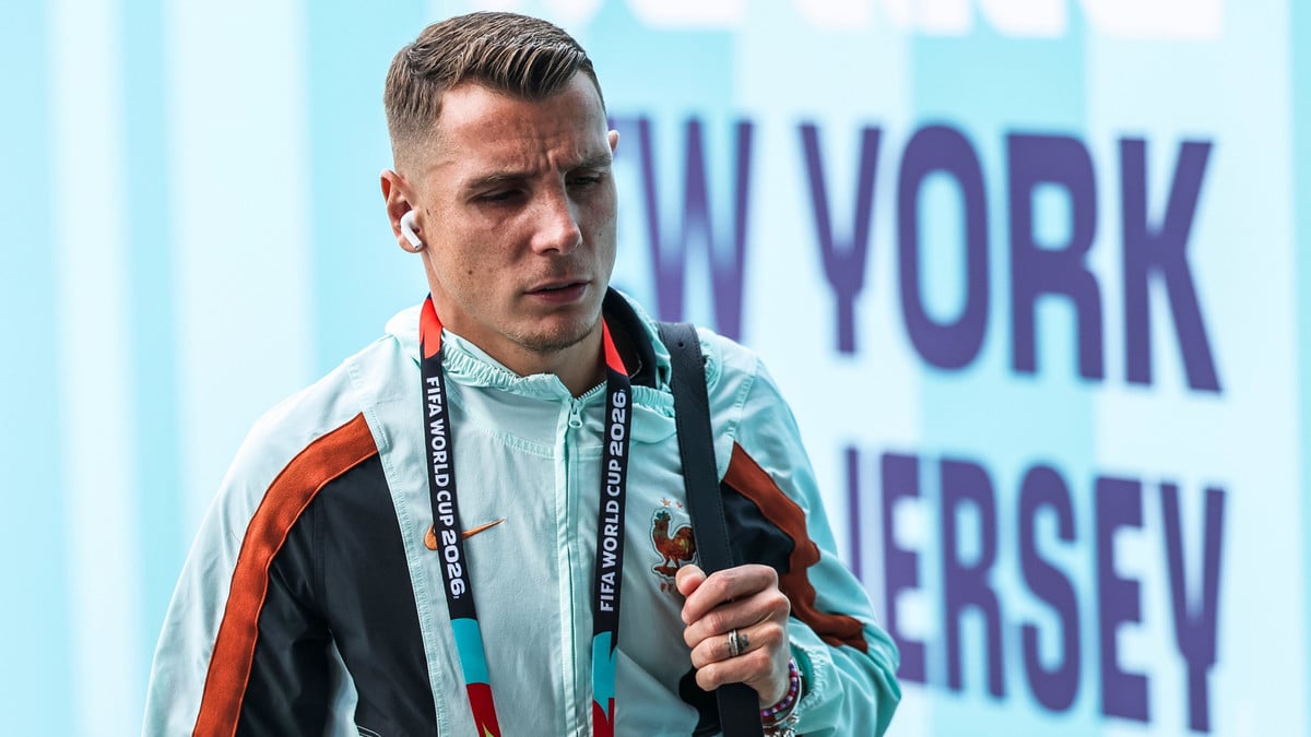 Psg : lucas digne fait son retour à Paris sous les applaudissements