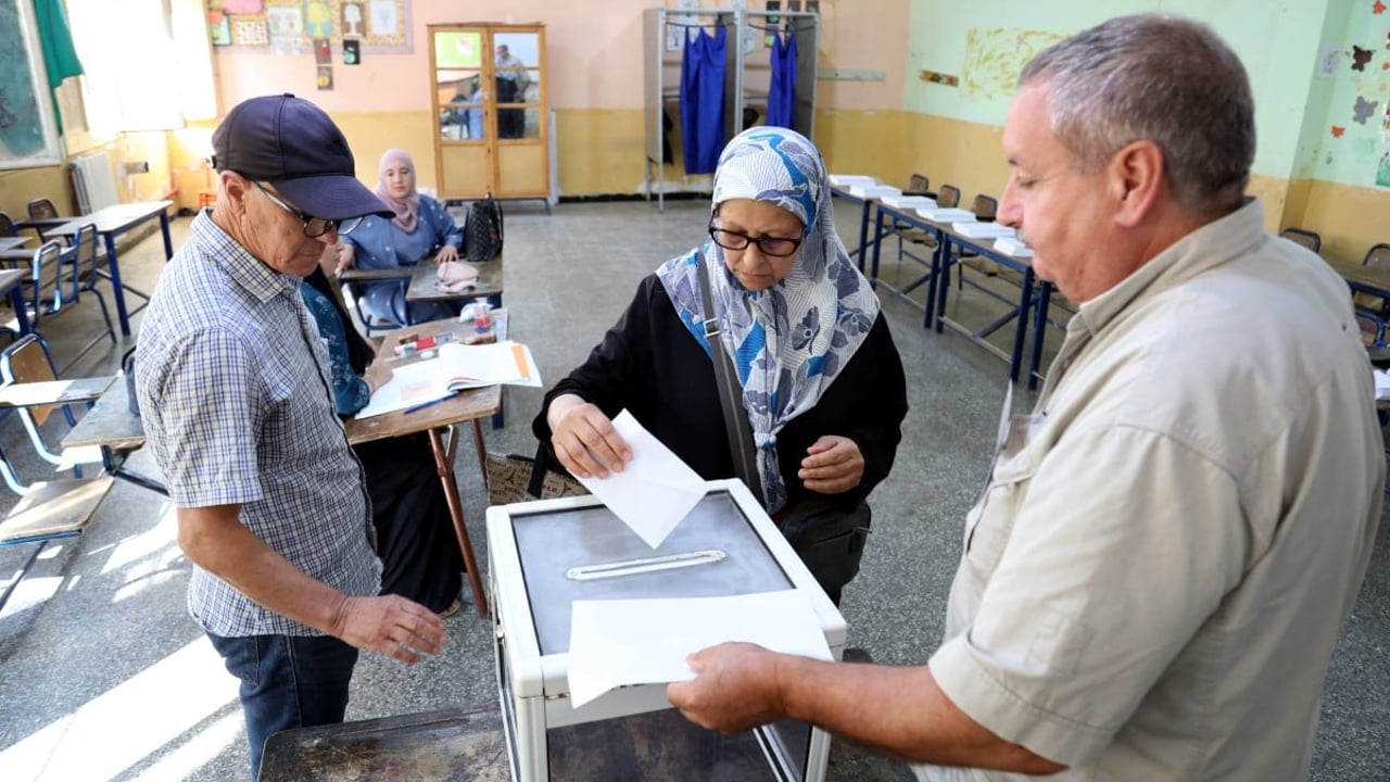 Législatives en Algérie : un taux de participation historiquement bas à 20,79 %