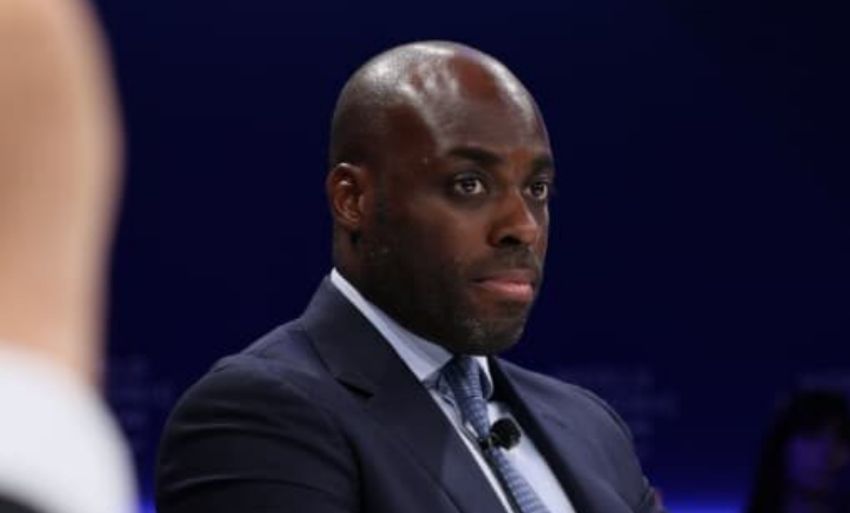 Mark Alexandre Doumba lors d'une rencontre en Chine