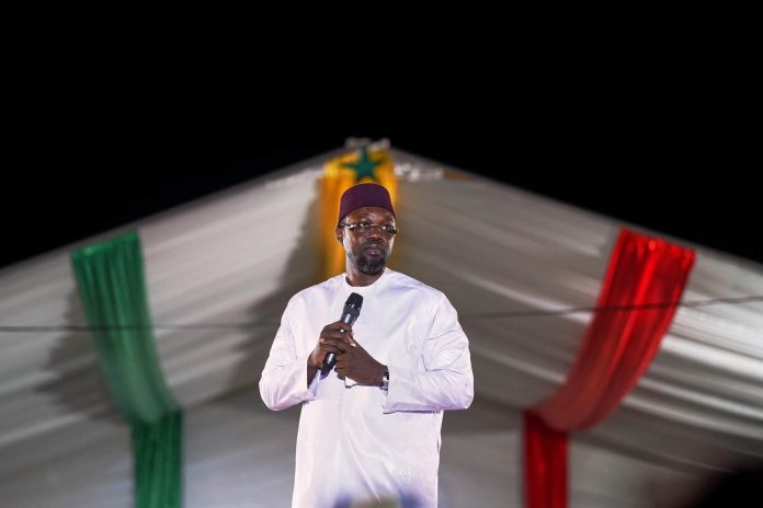 Collectif de descendants de Serigne Touba face à Ousmane Sonko Collectif de descendants de Serigne Touba face à Ousmane Sonko