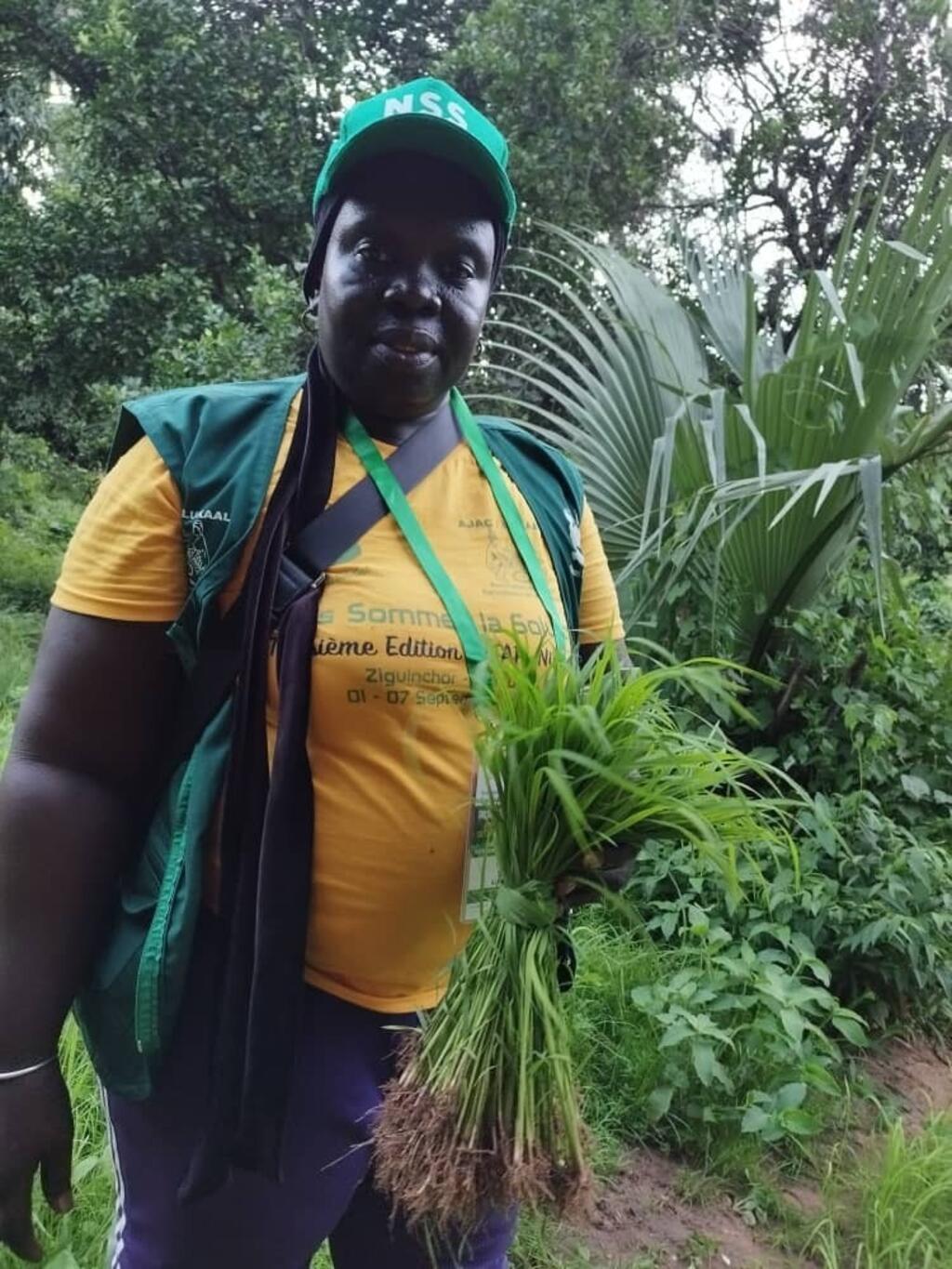 Mariama Sonko dans sa ferme agroécologique de Niaguis, près de Ziguinchor en Casamance.