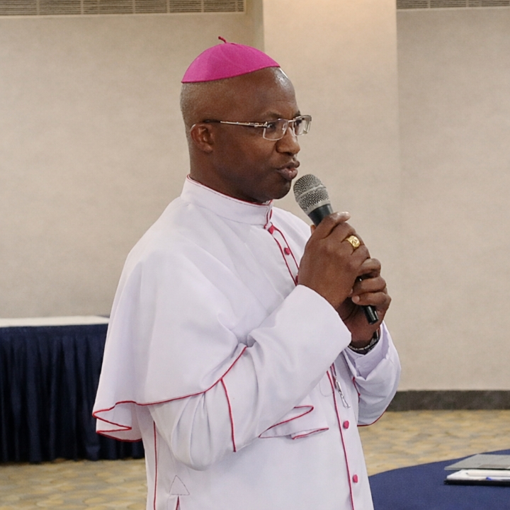 Monseigneur Laurent Lompo, président de la SPI