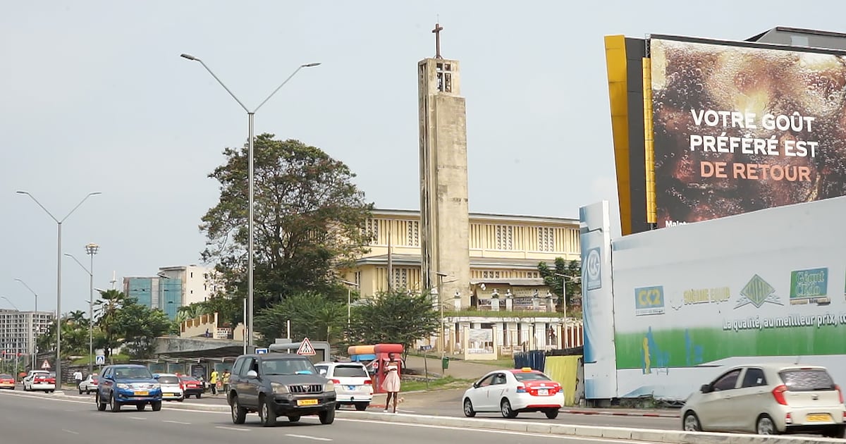 Gabon : la fonction publique s&rsquo;ouvre jusqu&rsquo;à 40 ans, une réforme qui bouscule les habitudes