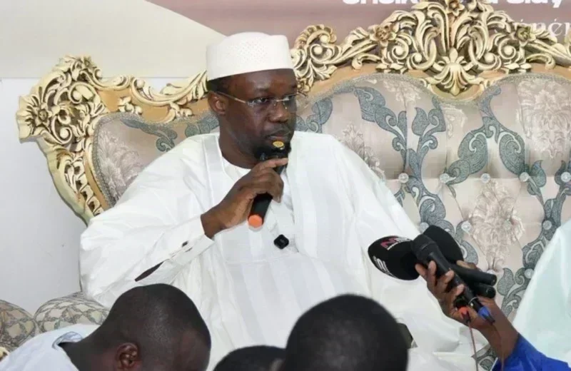 Serigne Habib Sy rejoint le Pastef en présence d’Ousmane Sonko à Tivaouane