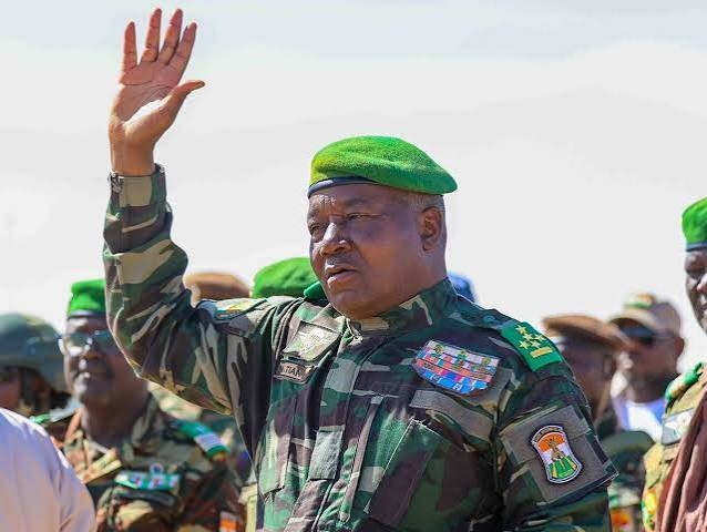 Niger : le général Tiani, prisonnier de son propre coup d&rsquo;état et de la peur des casernes