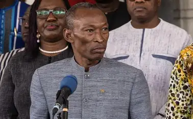 Burkina Faso : l&rsquo;ancien premier ministre Apollinaire Kyélem de Tambèla interdit de quitter le territoire